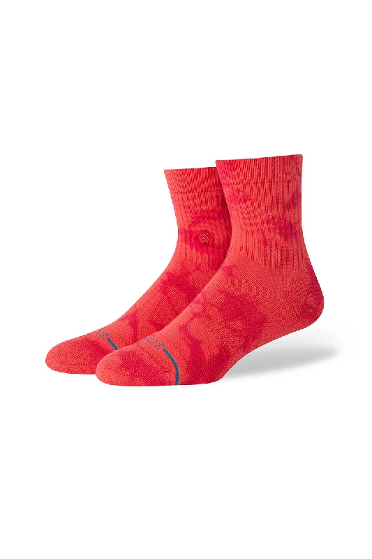 surf clothing for optimal water resistance-Stance Cotton Quarter Socks - Dye Namic - Red